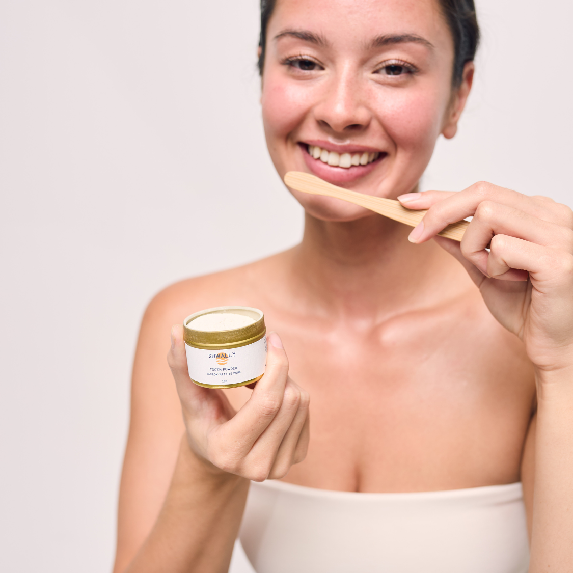 Shwally Magical Hydroxyapatite Cattle Bone & Egg Shell Tooth Powder